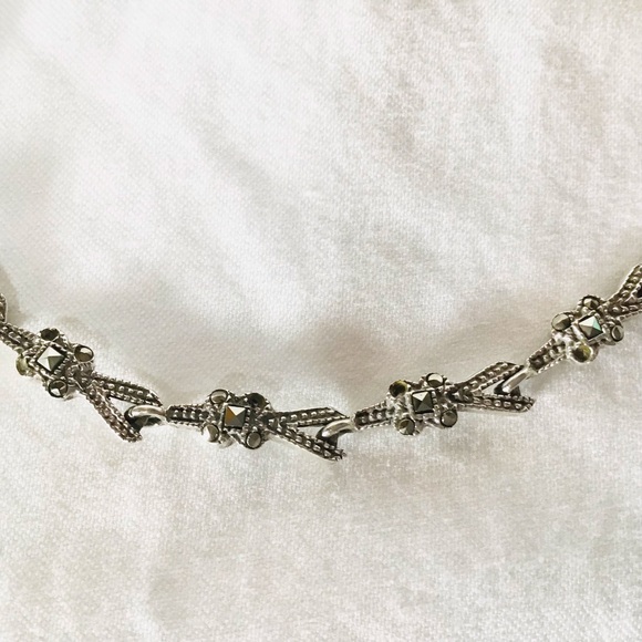 Intricate Silver Marcasite Bracelet - Picture 3 of 8